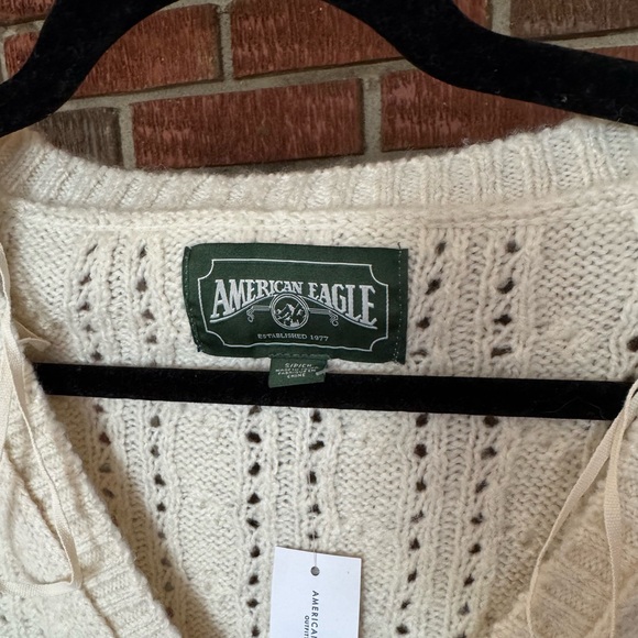 American Eagle Outfitters Women's Cream Knit Cardigan - Picture 2 of 2